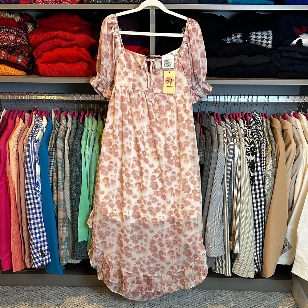 Entro white/pink floral short sleeve curved hem lined cut out midi dress S NWT